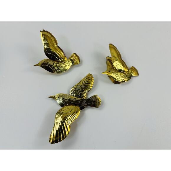 Vintage Thin Metal Polished Birds in Flight Gallery Wall Hanging Mid Century 3 - Picture 1 of 13